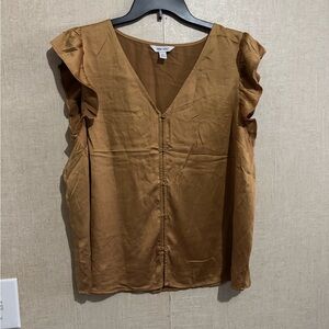 Nine West women’s v neck button down blouse